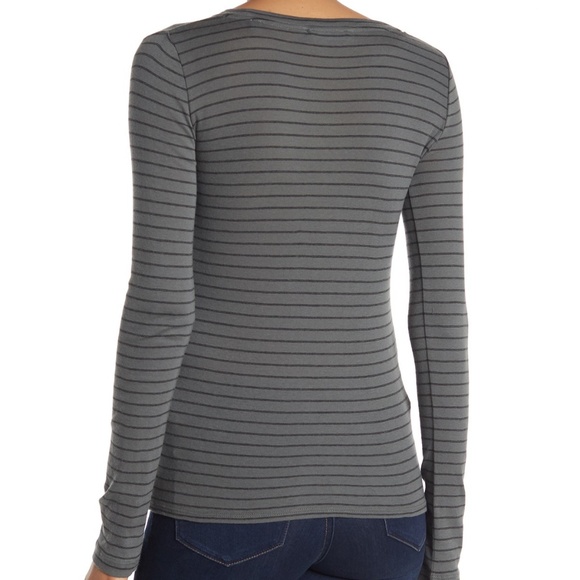 Vince Double Pin Stripe Long Sleeve T-Shirt NWT L - Picture 3 of 3